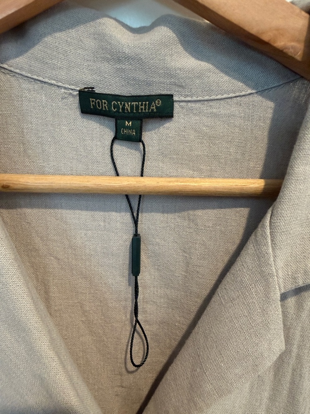 For Cynthia Sleeveless Asymmetrical Button-Front Dress in Light Gray - Picture 3 of 7